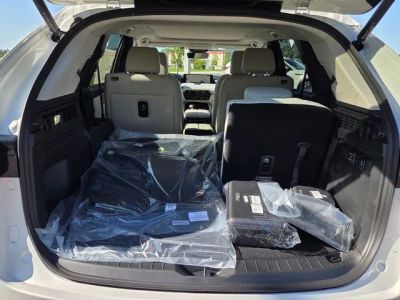 2026 Mazda CX-90 — photo 8 view