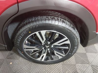 2025 Mitsubishi Eclipse Cross - Photo 10