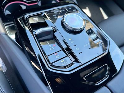 2027 BMW 5 Series — photo 13 view