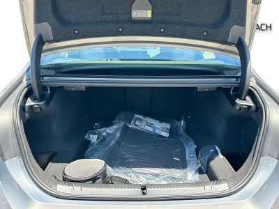 2027 BMW 5 Series — photo 19 view