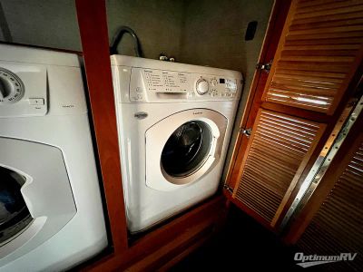 2017 Augusta RV Ambition — photo 18 view