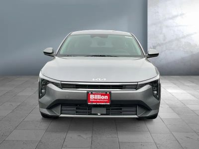 2026 Kia K4 — side profile view