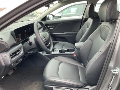 2026 Kia K4 — photo 9 view
