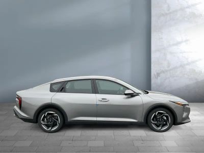 2026 Kia K4 — photo 7 view