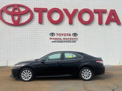 2018 Toyota Camry - Photo 4