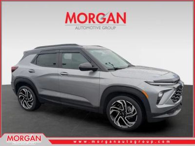 2024 Chevrolet TrailBlazer RS in Gray — front three-quarter view