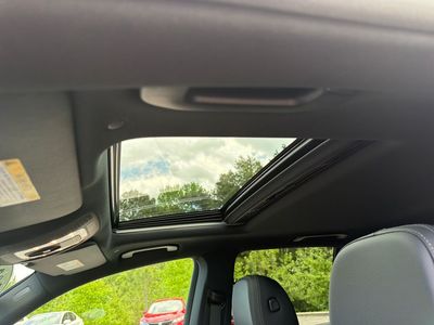 2026 Mercedes-Benz GLE — photo 12 view