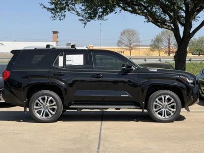 2026 Toyota 4Runner iForce Max - Photo 3
