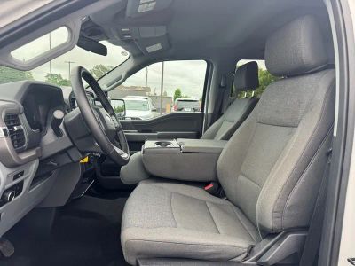 2025 Ford F-150 — detail view