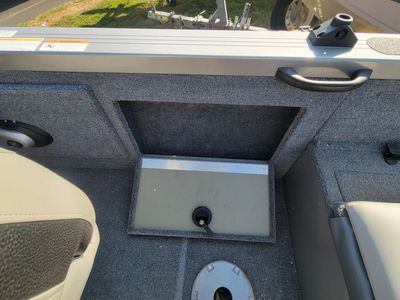 2012 Crestliner Fish Hawk 1850 - Photo 30