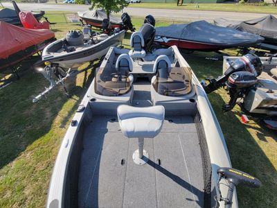 2012 Crestliner Fish Hawk 1850 - Photo 16