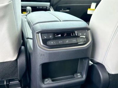 2026 Lexus TX — photo 21 view