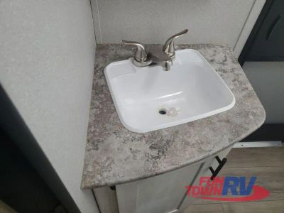 2024 Shasta RVs Shasta - Photo 33