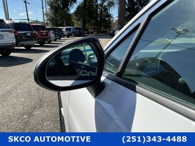 2021 Kia K5 - Photo 16