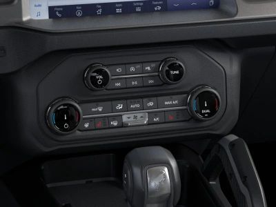 2026 Ford Bronco — photo 16 view