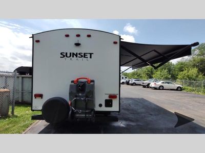 2022 CrossRoads RV Sunset Trail Super Lite - Photo 8