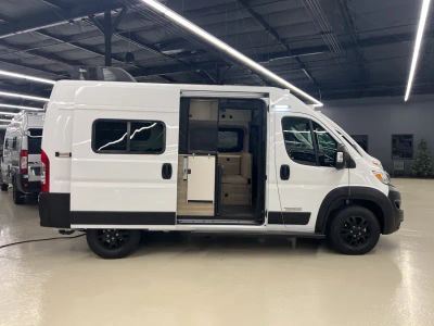 2024 Winnebago SOLIS POCKET - Photo 14