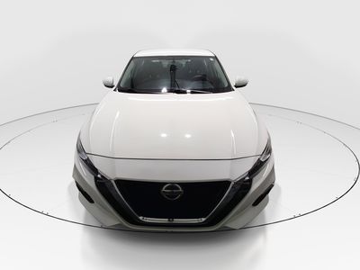 2020 Nissan Altima - Photo 2