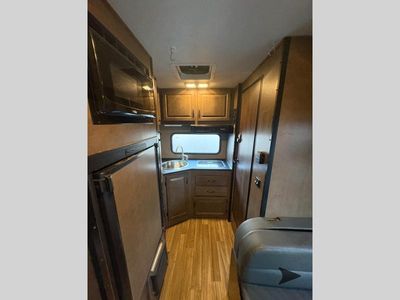 2020 Tiffin Motorhomes Tiffin Wayfarer — photo 21 view