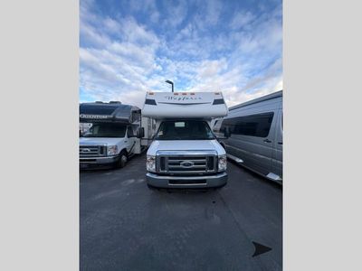 2020 Tiffin Motorhomes Tiffin Wayfarer — side profile view