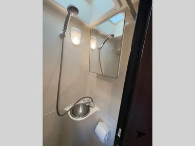 2020 Tiffin Motorhomes Tiffin Wayfarer — photo 40 view