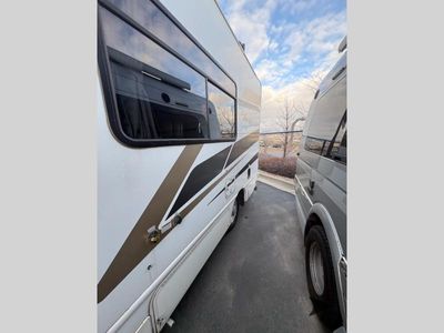 2020 Tiffin Motorhomes Tiffin Wayfarer — interior view
