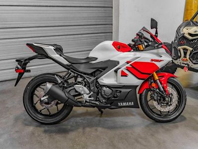 2026 Yamaha YZF-R3 - Photo 3