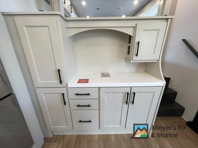 2026 Grand Design Solitude - Photo 10
