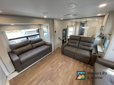 2026 Grand Design Solitude - Photo 13