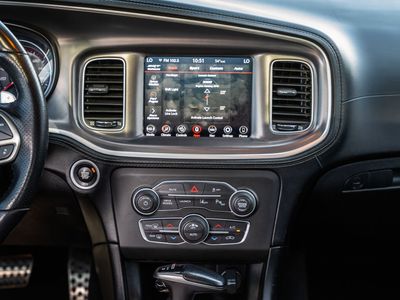 2021 Dodge Charger - Photo 36