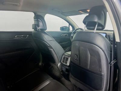 2023 Kia Sportage — photo 7 view