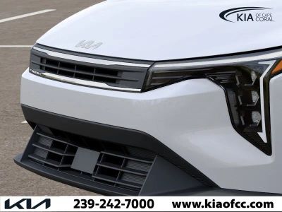 2026 Kia K4 — photo 12 view