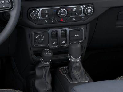 2026 Jeep Wrangler — photo 24 view