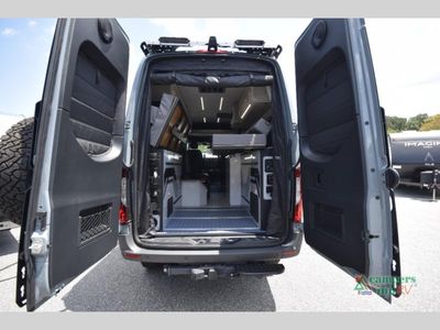 2026 Remote Vans Remote Vans — detail view