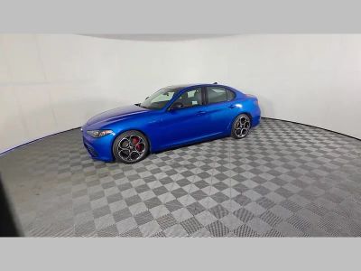 2025 Alfa Romeo Giulia — photo 41 view
