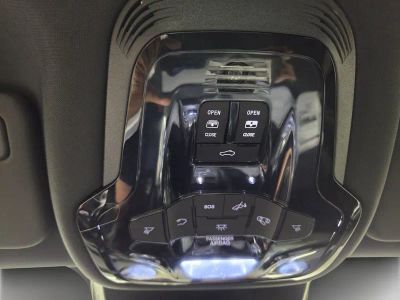 2025 Alfa Romeo Giulia — photo 11 view