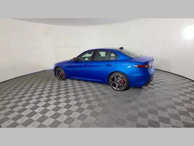 2025 Alfa Romeo Giulia — photo 37 view