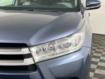 2018 Toyota Highlander Hybrid — photo 9 view