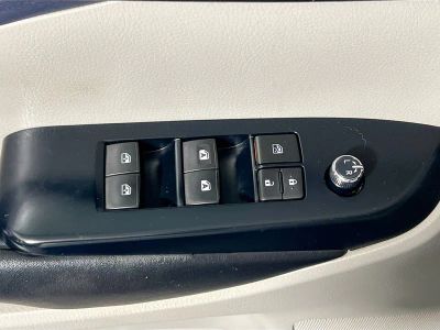 2018 Toyota Highlander Hybrid — photo 14 view