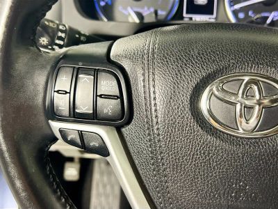 2018 Toyota Highlander Hybrid — photo 16 view