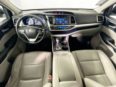 2018 Toyota Highlander Hybrid — photo 26 view