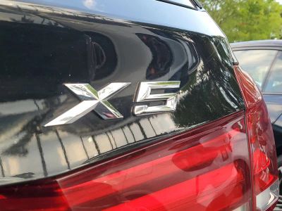 2017 BMW X5 — engine compartment view