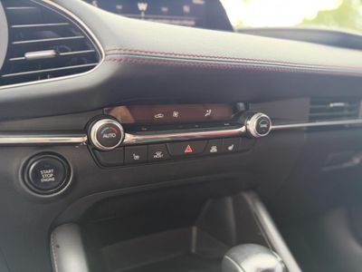2023 Mazda MAZDA3 - Photo 23