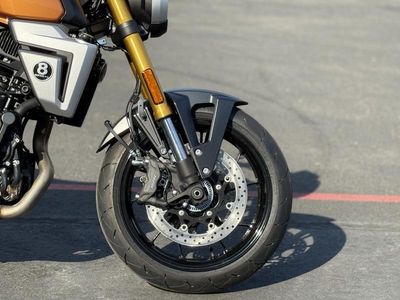 2026 Suzuki GSX-8T - Photo 11