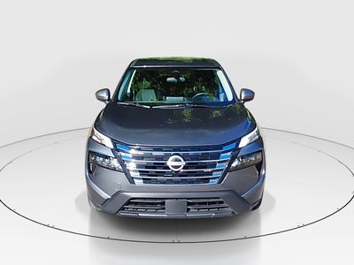 2025 Nissan Rogue - Photo 2