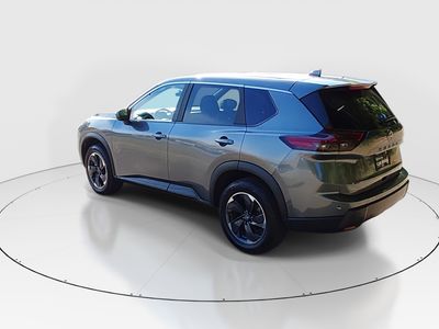 2025 Nissan Rogue - Photo 5