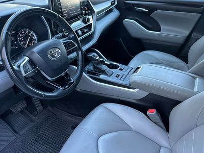 2020 Toyota Highlander - Photo 11