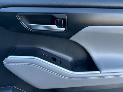 2020 Toyota Highlander - Photo 20