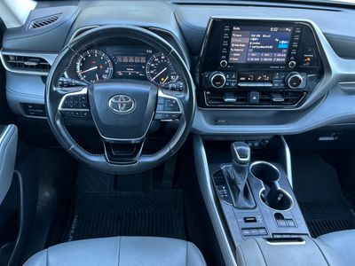 2020 Toyota Highlander - Photo 15