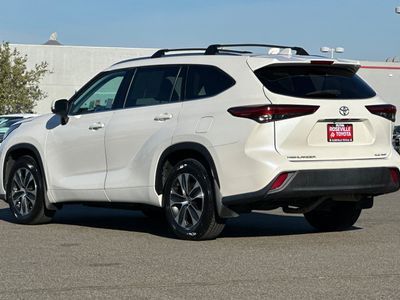 2020 Toyota Highlander - Photo 7
